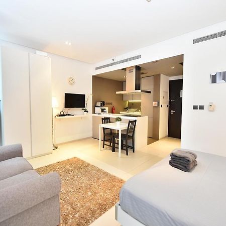 ドバイCozy Studio Apt In Marina - Near Metro, Beach & Mallアパートメント エクステリア 写真